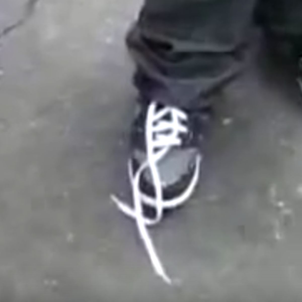 Shoelace Magic Snopes