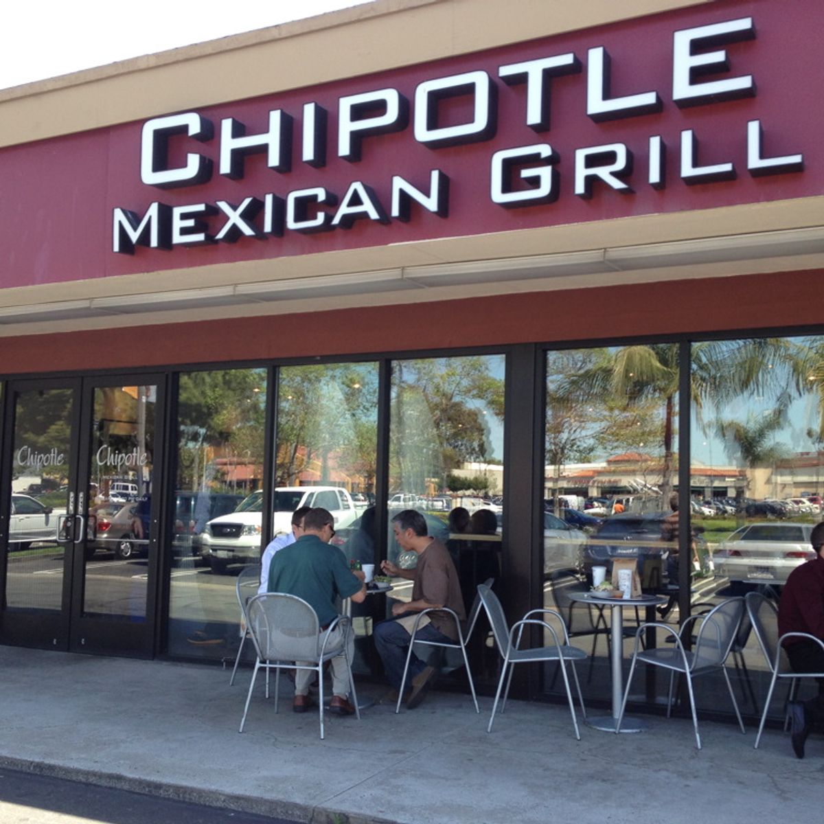 Chipotle selling 'mystery boxes' with fan merchandise, hidden $500 gift  cards