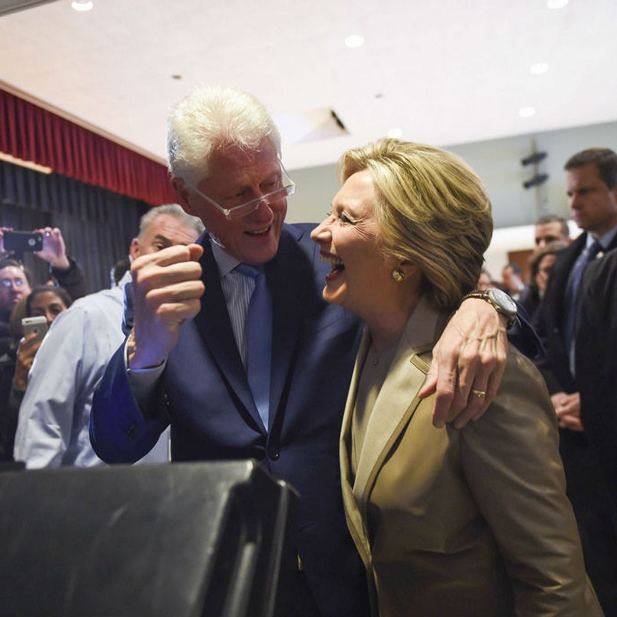 Hillary Clinton Files for Divorce in New York Courts | Snopes.com
