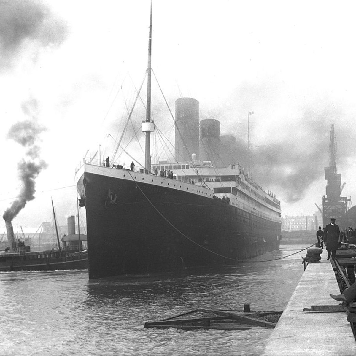 Rare Photos Inside the Titanic - Pictures of the Titanic