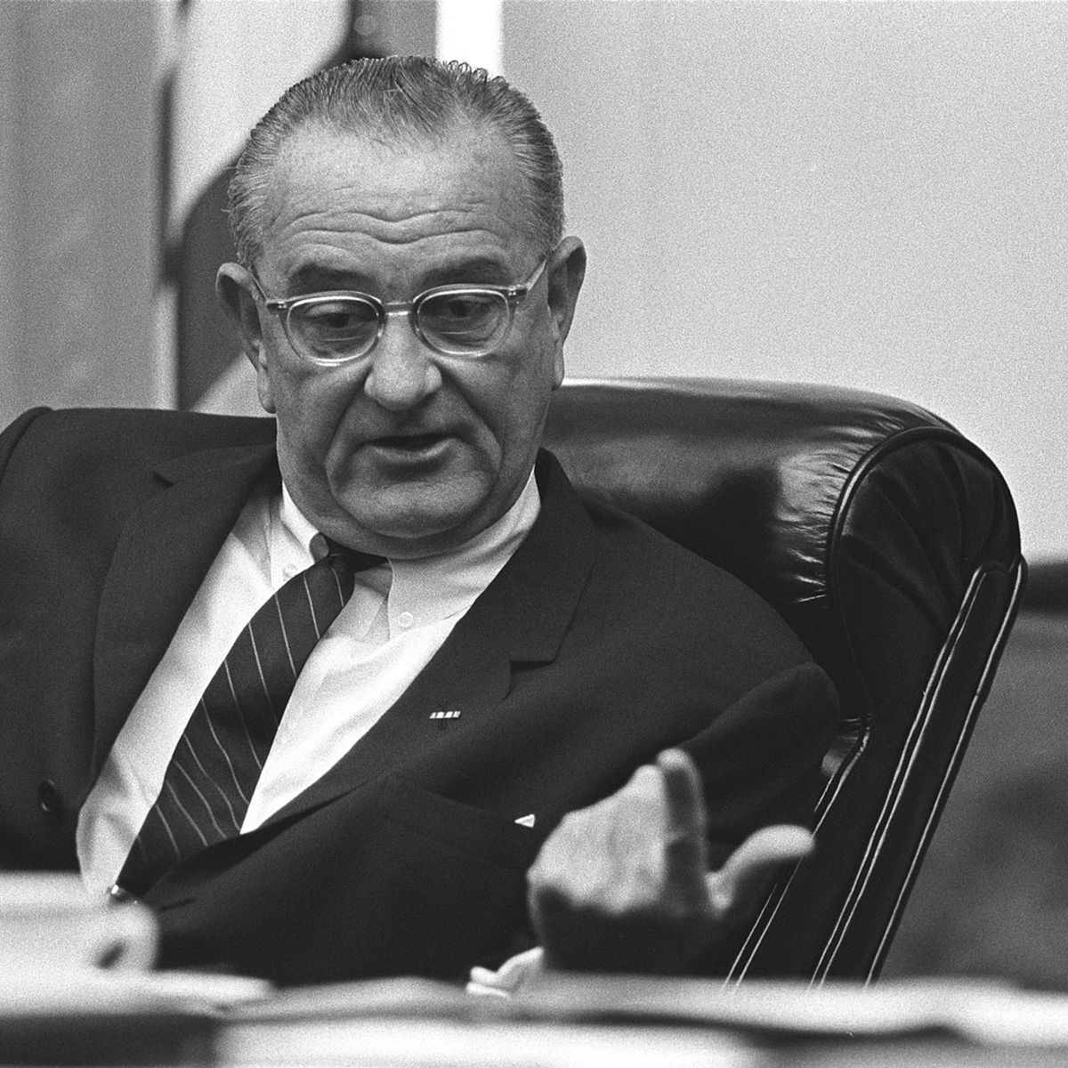 Lyndon b johnson glasses 2025