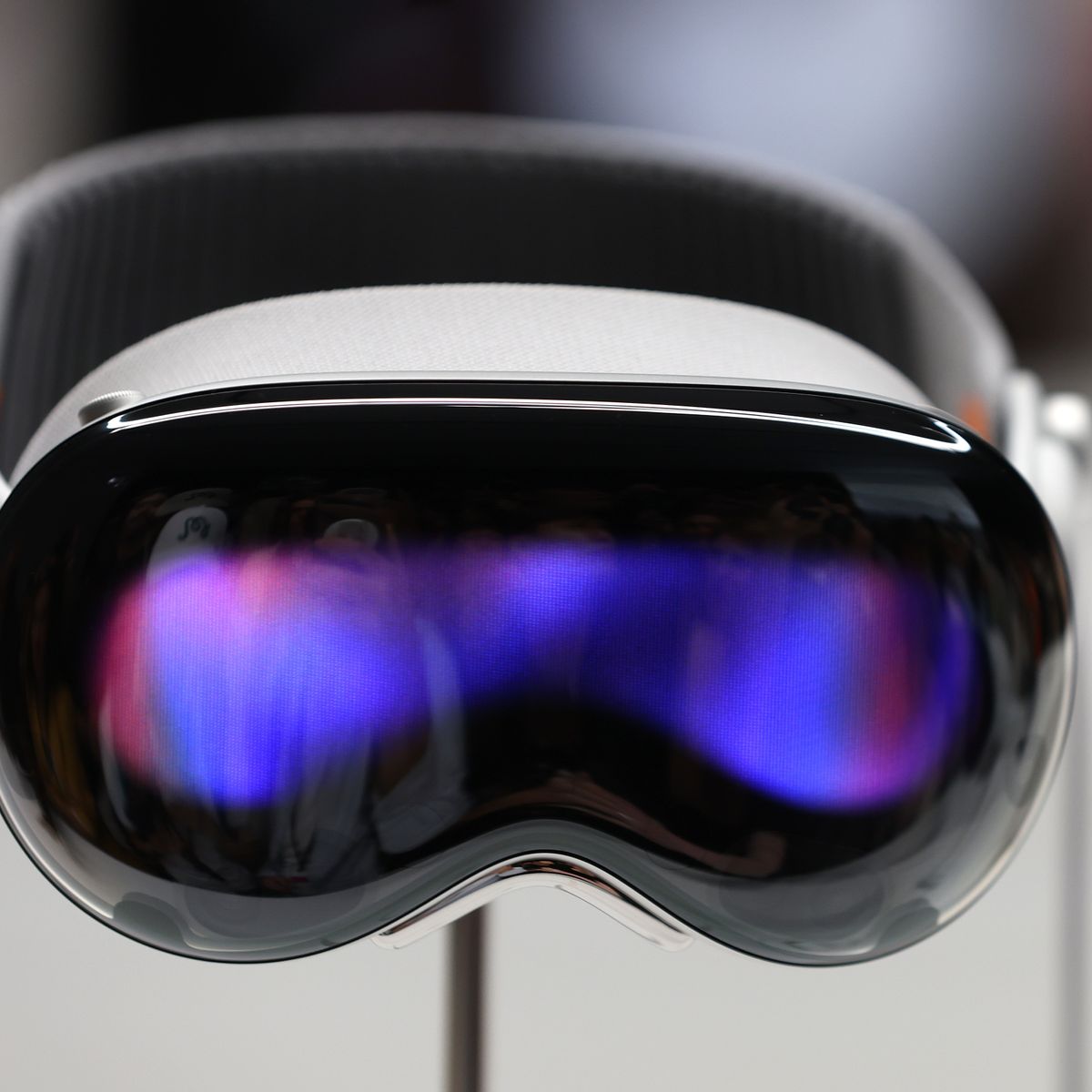 Is Disney Partnering with Apple To Launch Headset with Virtual
