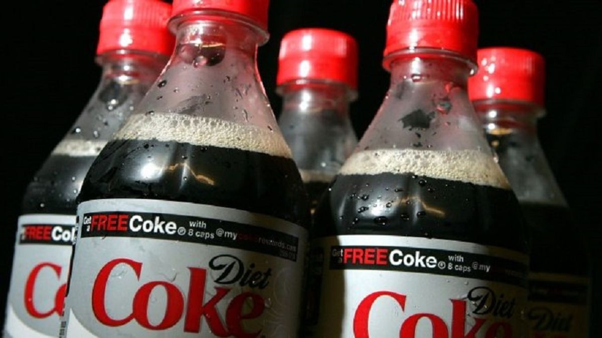 Can Drinking One Diet Drink a Day Triple the Risk of Dementia and ...