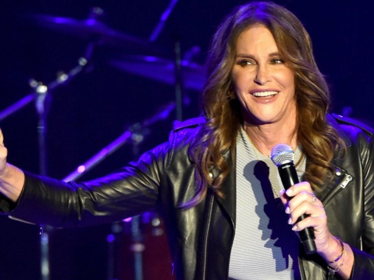 See Caitlyn Jenner's historic Sports Illustrated cover