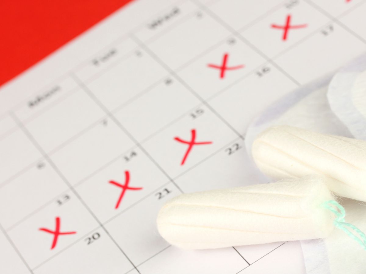 https://mediaproxy.snopes.com/width/1200/height/900/https://media.snopes.com/2017/04/menstruation_period_tampon_calendar_fb.jpg