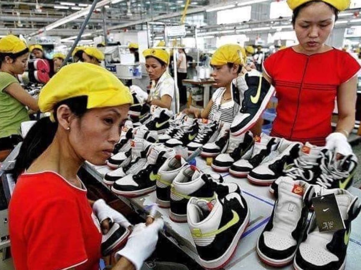 Cerveza inglesa lista Tumba Do Nike Factory Workers in Vietnam Earn 20 Cents Per Hour? | Snopes.com