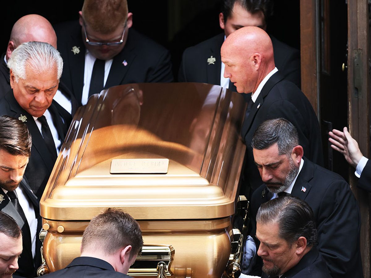 At Ivana Trump's Funeral, a Gold-Hued Coffin and the Secret