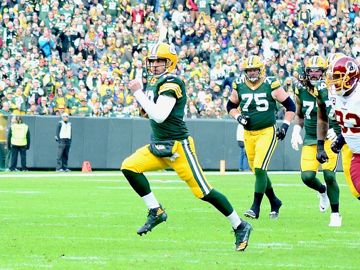 Did Aaron Rodgers See a 'Hat Man' Holding a Dead Rabbit While on