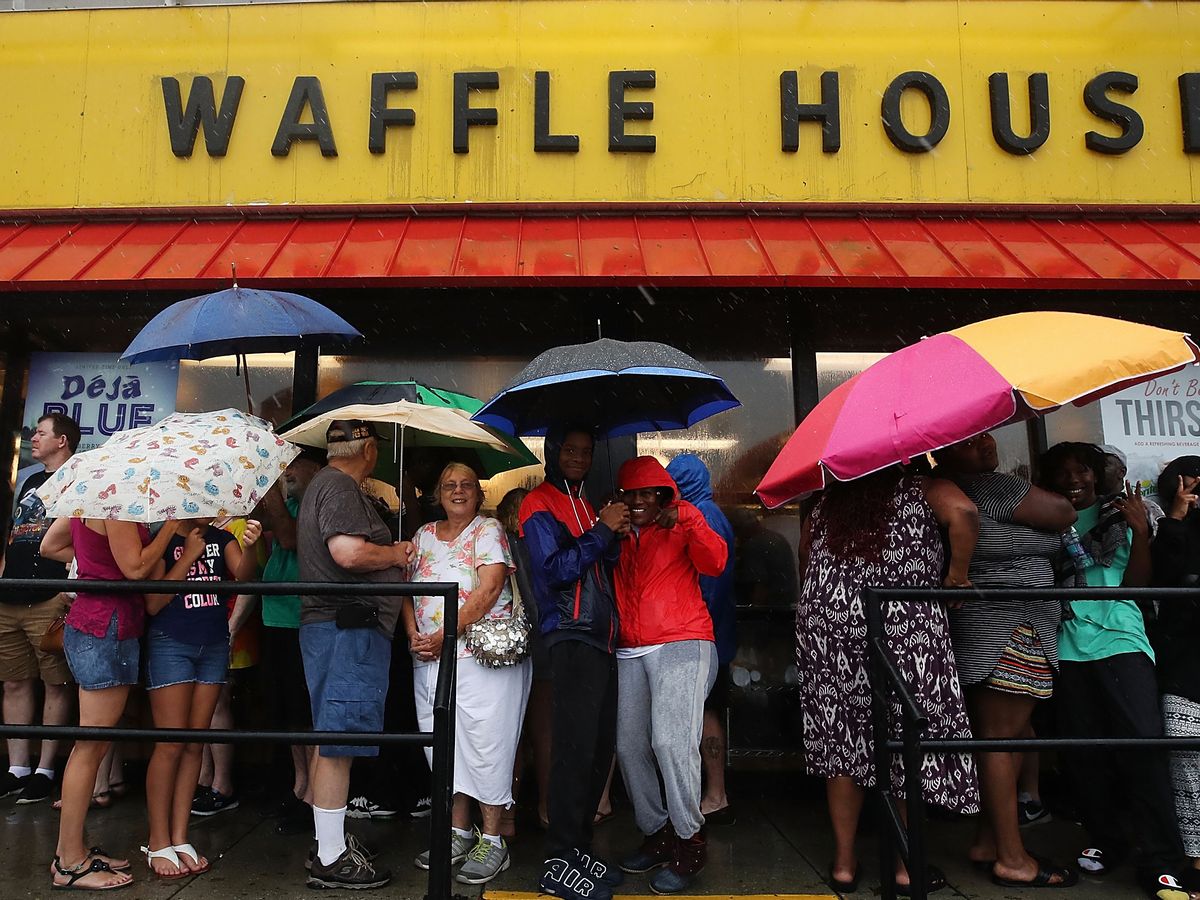 https://mediaproxy.snopes.com/width/1200/height/900/https://media.snopes.com/2023/01/waffle_house_getty_images.jpg
