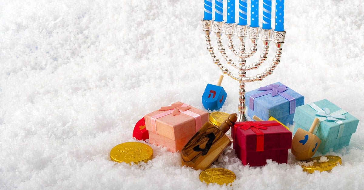 hanukkah-menorah-party-city-jews-facebook
