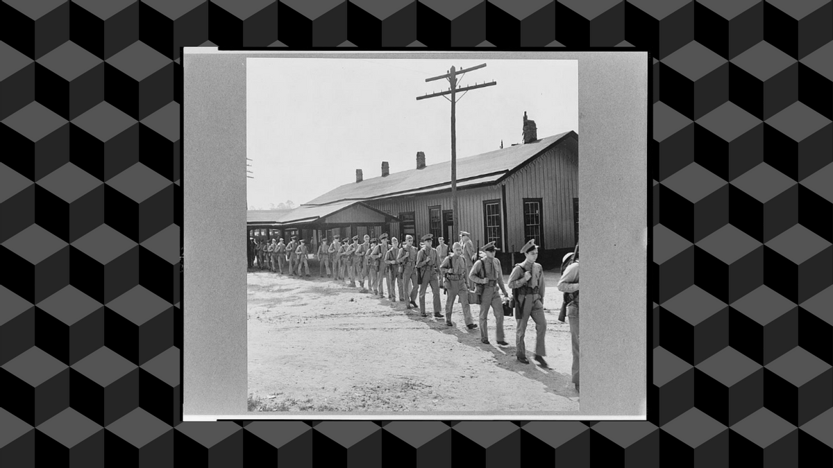 Parris Island, South Carolina. U.S. Marine Corps glider detachment training camp. Recruits on their way to the camp. (Public Domain/Library of Congress) (Public Domain/Library of Congress)