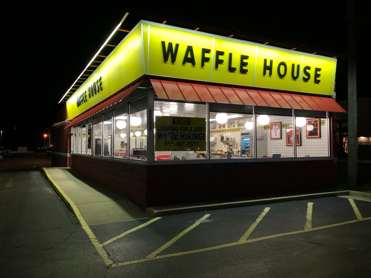 One of the northernmost Waffle Houses in Bowling Green Ohio. (Wikimedia Commons/Mbrickn CC BY-SA 4.0) (Wikimedia Commons/Mbrickn CC BY-SA 4.0)