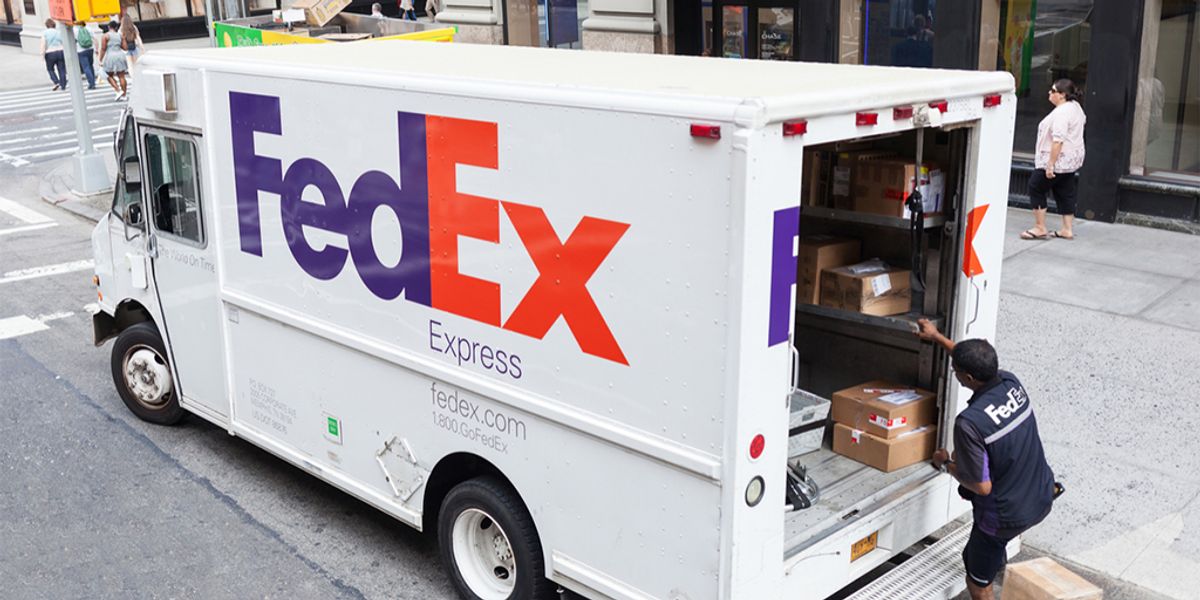  (FedEx)