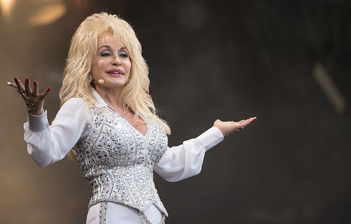 GLASTONBURY, ENGLAND - JUNE 29: Dolly Parton performs on the Pyramid Stage during Day 3 of the Glastonbury Festival at Worthy Farm on June 29, 2014 in Glastonbury, England.  (Photo by Ian Gavan/Getty Images) (Getty Images)