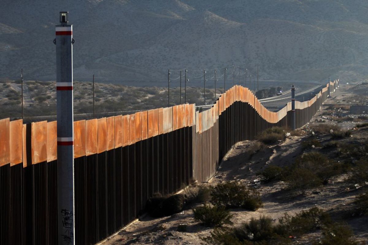 A view of the border wall between Mexico and the United States, in Ciudad Juarez, Chihuahua state, Mexico on January 19, 2018.
The Mexican government reaffirmed on January 18, 2018 that they will not pay for US President Donald Trump's controversial border wall and warned that the violence in Mexico is also the result of the heavy drug consumption in the United States. / AFP PHOTO / Herika MARTINEZ        (Photo credit should read HERIKA MARTINEZ/AFP/Getty Images) (Getty Images)