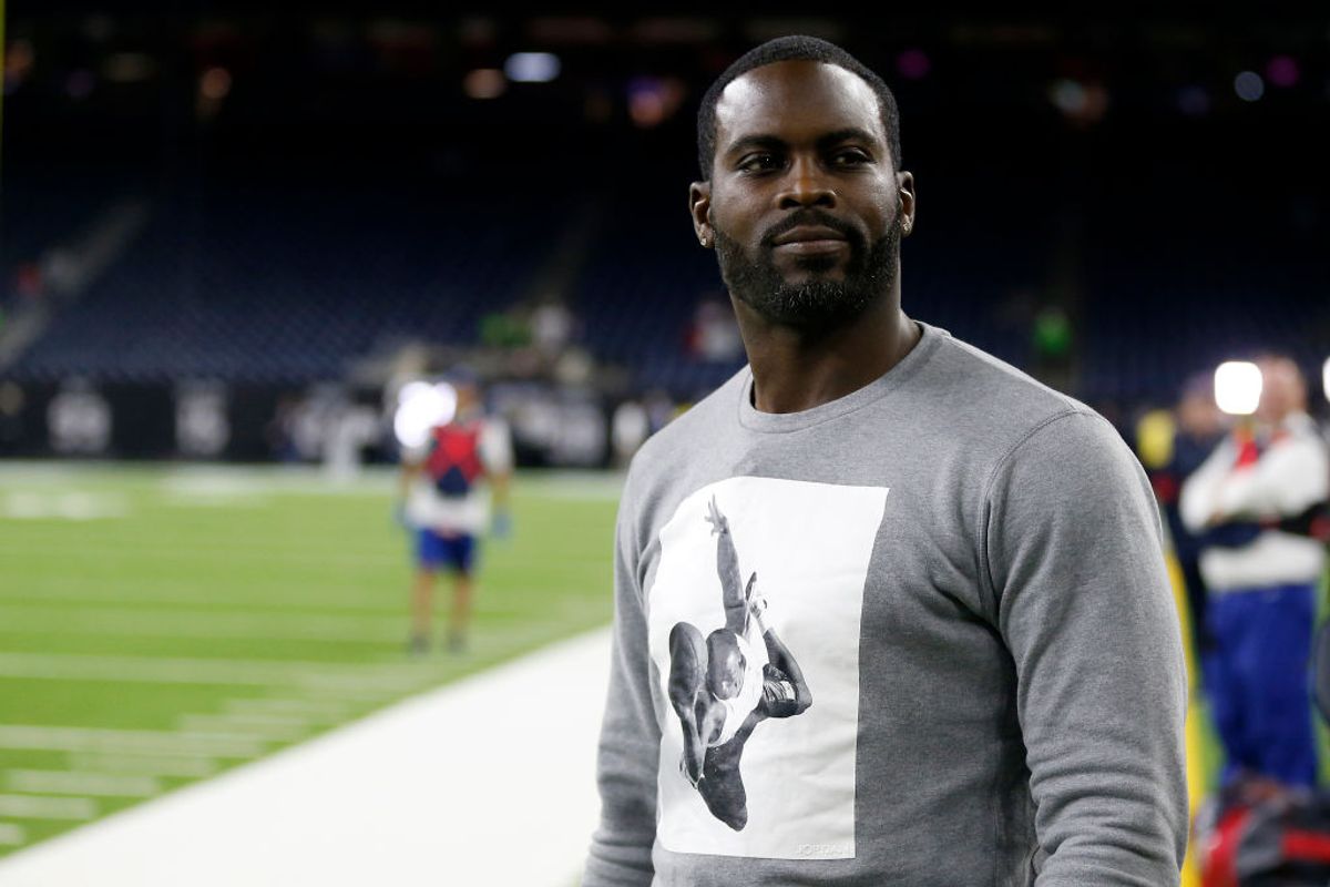 HOUSTON, TEXAS - DECEMBER 01: Former quarterback Michael Vick looks on prior to the game between the New England Patriots and the Houston Texans at NRG Stadium on December 01, 2019 in Houston, Texas. (Photo by Bob Levey/Getty Images) (Getty Images/Stock photo)