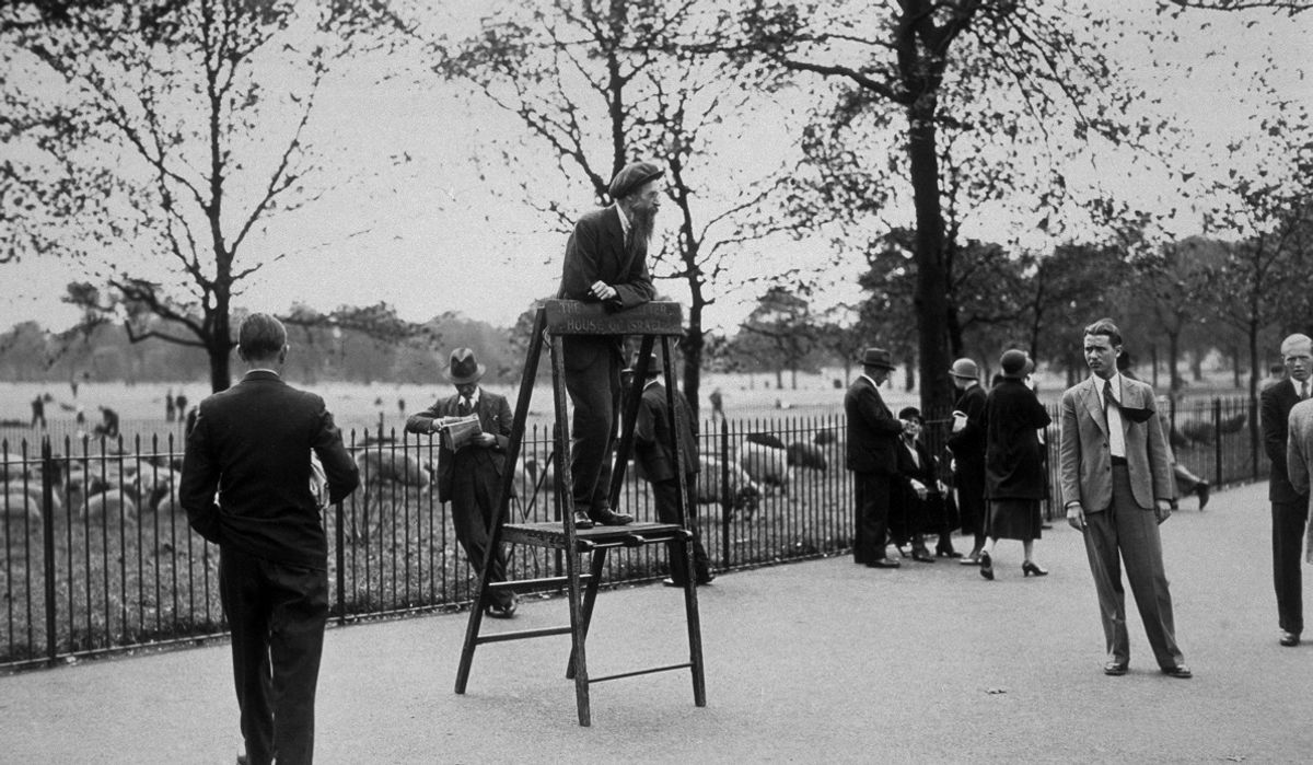 18th September 1933:  An 'orator' addressing passers-by at Speaker's Corner, Hyde Park, London.  (Photo by J. A. Hampton/Topical Press Agency/Getty Images) (J. A. Hampton / Topical Press Agency / Getty Images)