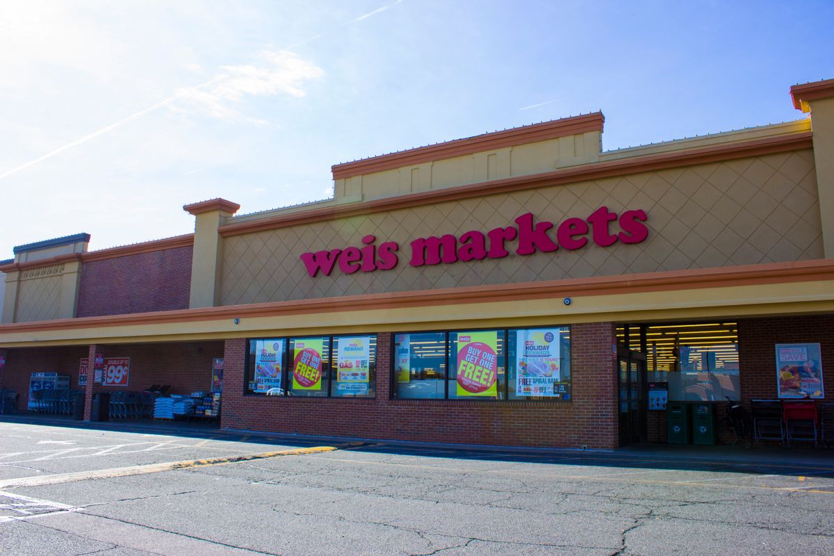  (Virginia Retail from Virginia, USA - Weis Markets - Fredericksburg, VA, CC BY 2.0)