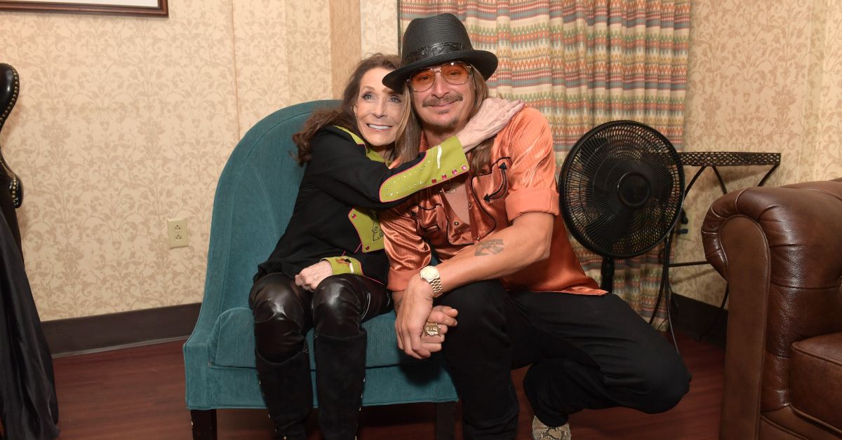 NASHVILLE, TENNESSEE - SEPTEMBER 17: Loretta Lynn and Kid Rock attend the 2019 Nashville Songwriters Awards at Ryman Auditorium on September 17, 2019 in Nashville, Tennessee. (Photo by Jason Kempin/Getty Images) (Jason Kempin/Getty Images)