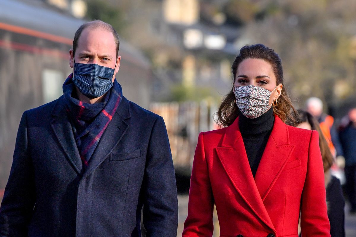BATH, UNITED KINGDOM - DECEMBER 08: Prince William, Duke of Cambridge and Catherine, Duchess of Cambridge arrive at Bath Spa train station, ahead of a visit to a care home in the city to pay tribute to the efforts of care home staff throughout the COVID-19 pandemic on December 08, 2020 in Bath, England. The Duke and Duchess are undertaking a short tour of the UK ahead of the Christmas holidays to pay tribute to the inspiring work of individuals, organizations and initiatives across the country that have gone above and beyond to support their local communities this year. (Photo by Ben Birchall - Pool / Getty Images) (Ben Birchall - Pool / Getty Images)