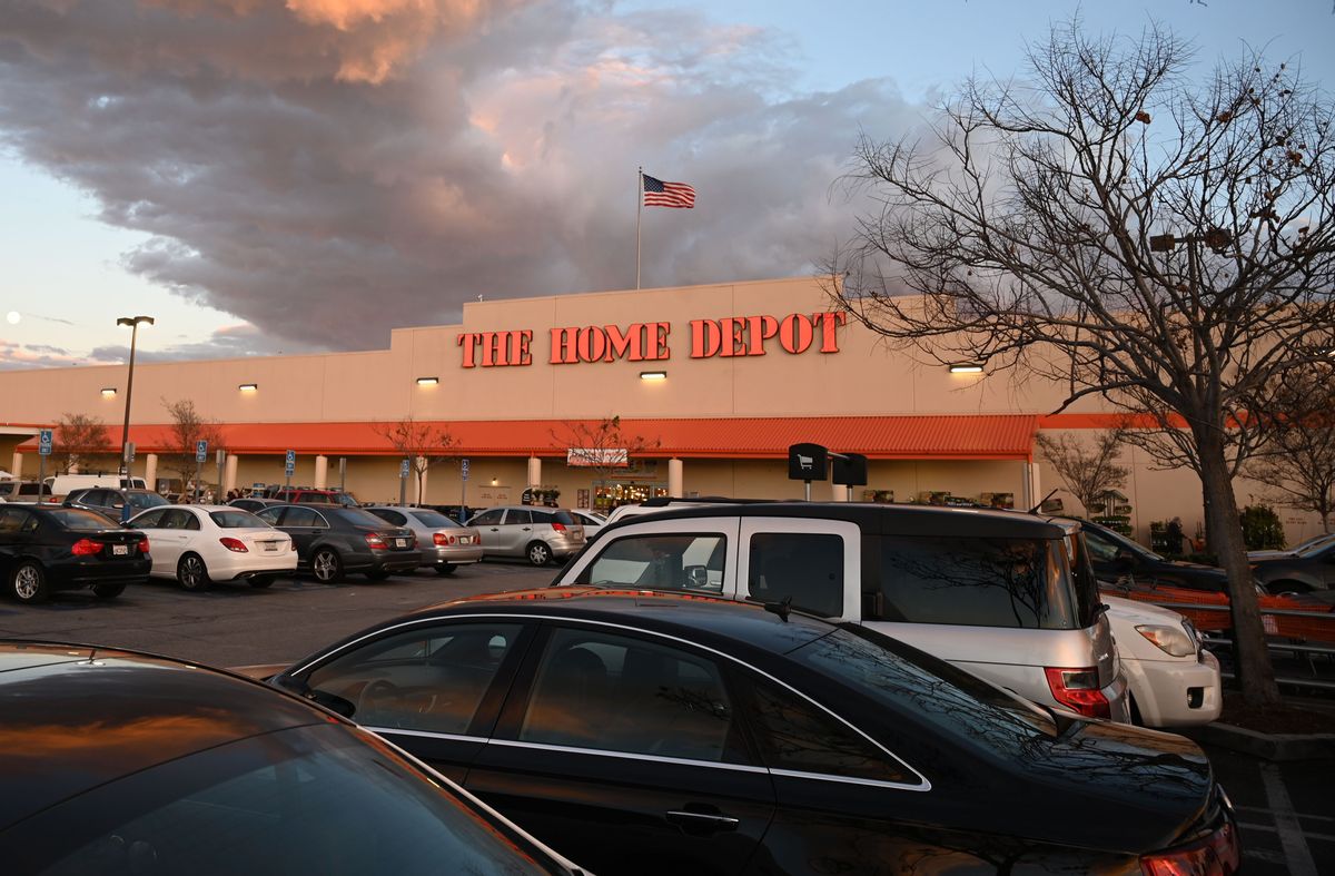 A Home Depot store in Burbank, California is seen on February 18, 2019. - The home improvement retail giant offered a weaker than expected outlook for fiscal 2019 when it reported its fourth quarter earnings February 26, 2019 leading stocks to weaken in early trading.Dow member Home Depot shed 3.2 percent as it projected slightly lower 2019 sales growth compared with last year. (Photo by Robyn Beck / AFP)        (Photo credit should read ROBYN BECK/AFP via Getty Images) (Robyn Beck/AFP via Getty Images)