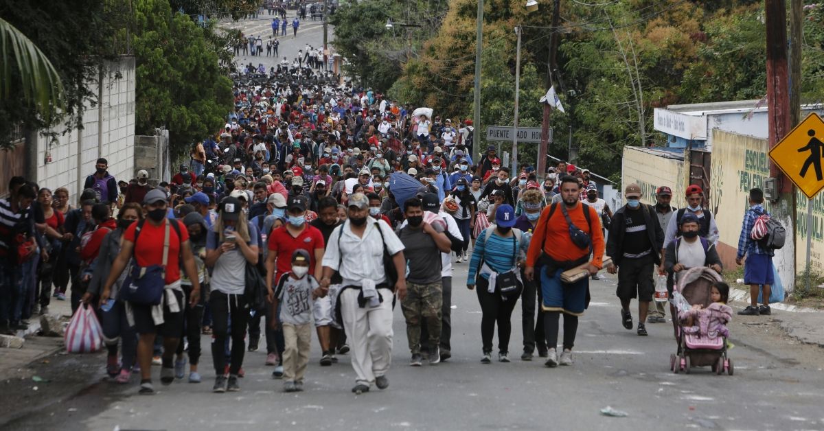 VADO HONDO, GUATEMALA - JANUARY 18: Migrants, who arrived in caravan from Honduras, make their way to the United States in Vado Hondo, Guatemala, on January 18, 2021. (Photo by Luis Vargas/Anadolu Agency via Getty Images) (Getty Images)
