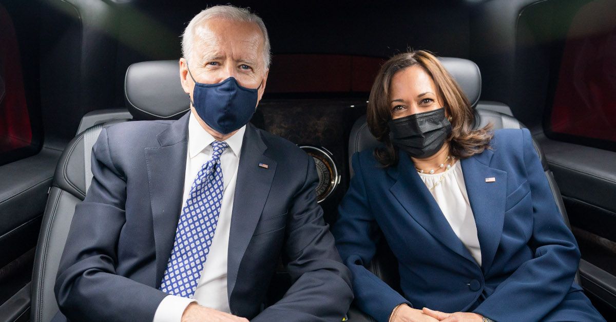 President Joe Biden and Vice President Kamala Harris ride in the Presidential limousine from Emory University in Atlanta Friday, March 19, 2021, to Peachtree Dekalb Airport. (Official White House Photo by Adam Schultz) (The White House/Flickr)