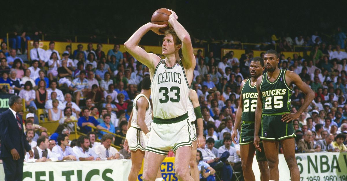 BOSTON, MA - CIRCA 1987: Larry Bird #33 of the Boston Celtics shoots a free-throw against the Milwaukee Bucks during an NBA game circa 1987 at The Boston Garden in Boston Massachusetts. Bird played for the Celtics from 1979-92. (Photo by Focus on Sport/Getty Images) (wikipediaFocus on Sport/Getty Images)