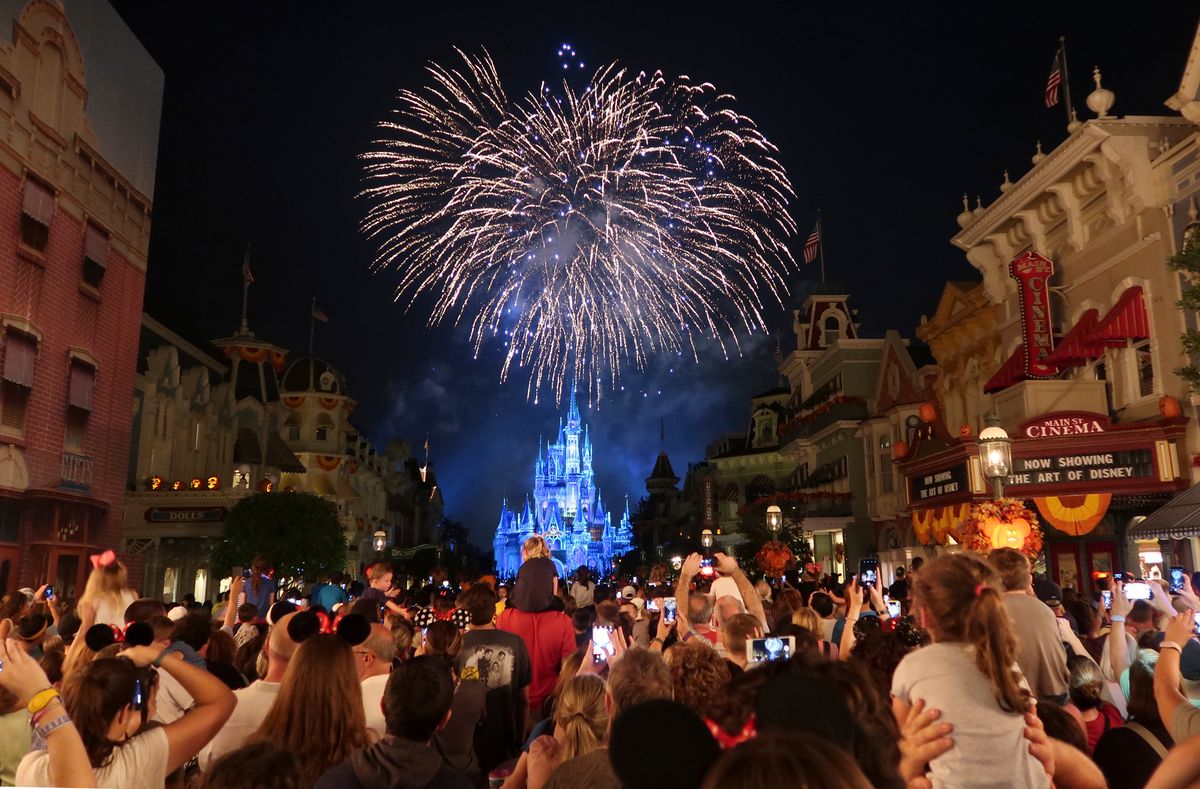 LAKE BUENA VISTA, FL - OCTOBER 10: Fireworks explode over Cinderella Castle during the Happily Ever After fireworks show at the Walt Disney World, Magic Kingdom entertainment park on October 10, 2018 in Lake Buena Vista, Florida. (Photo by Gary Hershorn/Getty Images) (Gary Hershorn/Getty Images)