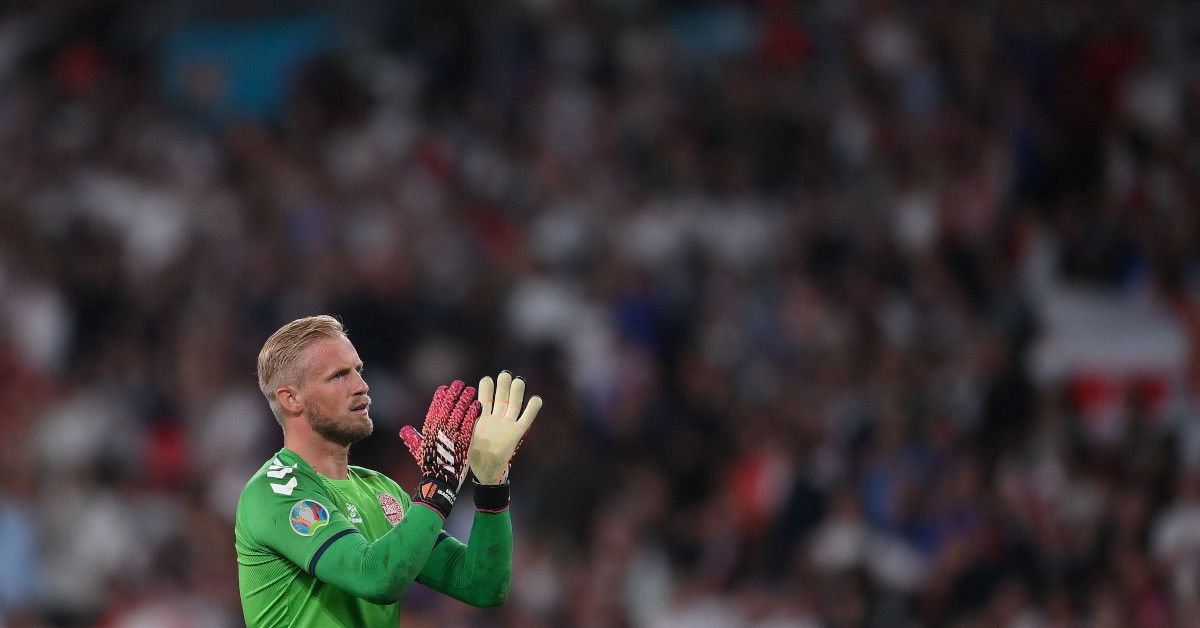 Denmark's goalkeeper Kasper Schmeichel applauds during the UEFA EURO 2020 semi-final football match between England and Denmark at Wembley Stadium in London on July 7, 2021. (Photo by Laurence Griffiths / POOL / AFP) (Photo by LAURENCE GRIFFITHS/POOL/AFP via Getty Images) (Laurence Griffiths/POOL/AFP via Getty Images)