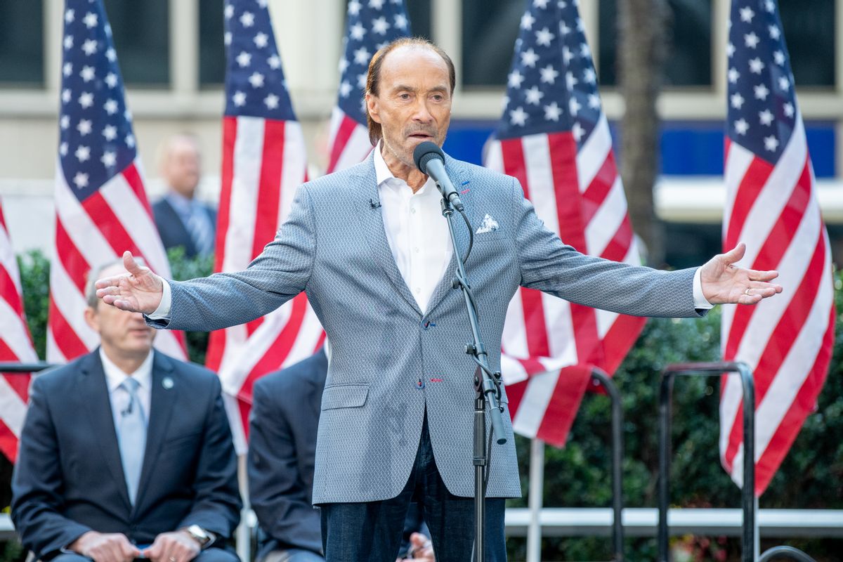 NEW YORK, NEW YORK - NOVEMBER 11: Lee Greenwood performs during the "Fox &amp; Friends" naturalization ceremony for Veterans Day at Fox News Channel Studios on November 11, 2019 in New York City. (Photo by Roy Rochlin/Getty Images) (Roy Rochlin/Getty Images)