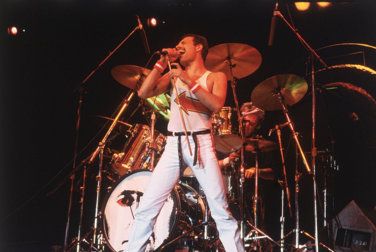 5th June 1982:  Freddie Mercury (1946 - 1991), lead singer of 70s hard rock quartet Queen, in concert in Milton Keynes.  (Photo by Hulton Archive/Getty Images) (Hulton Archive / Getty Images)