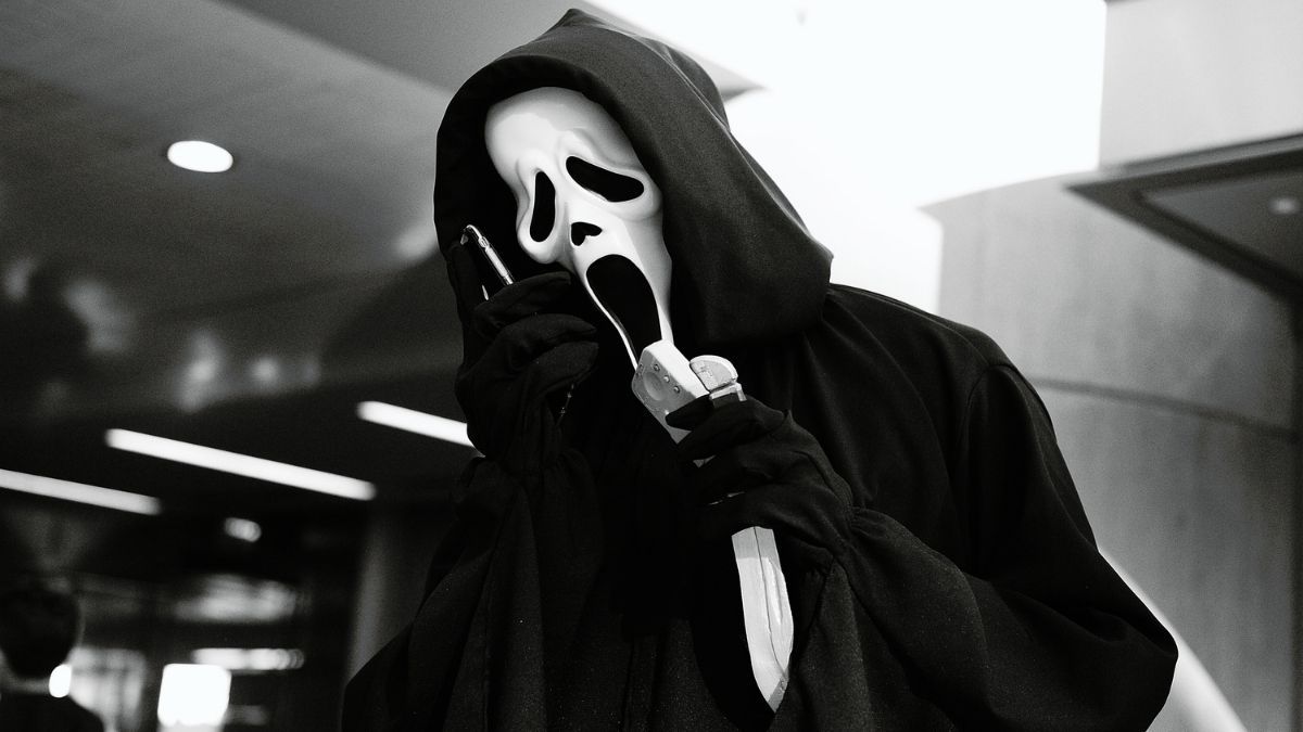 Scream Ghostface Mask