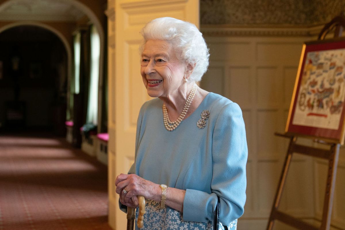 KING'S LYNN, ENGLAND - FEBRUARY 05: Queen Elizabeth celebrates the start of the Platinum Jubilee during a reception in the Ballroom of Sandringham House on February 5, 2022 in King's Lynn, England. The Queen came to the throne 70 years ago this Sunday when, on February 6 1952, the ailing King George VI , who had lung cancer, died at Sandringham in the early hours. (Photo Joe Giddens - by WPA Pool/Getty Images) ( Joe Giddens - by WPA Pool/Getty Images)