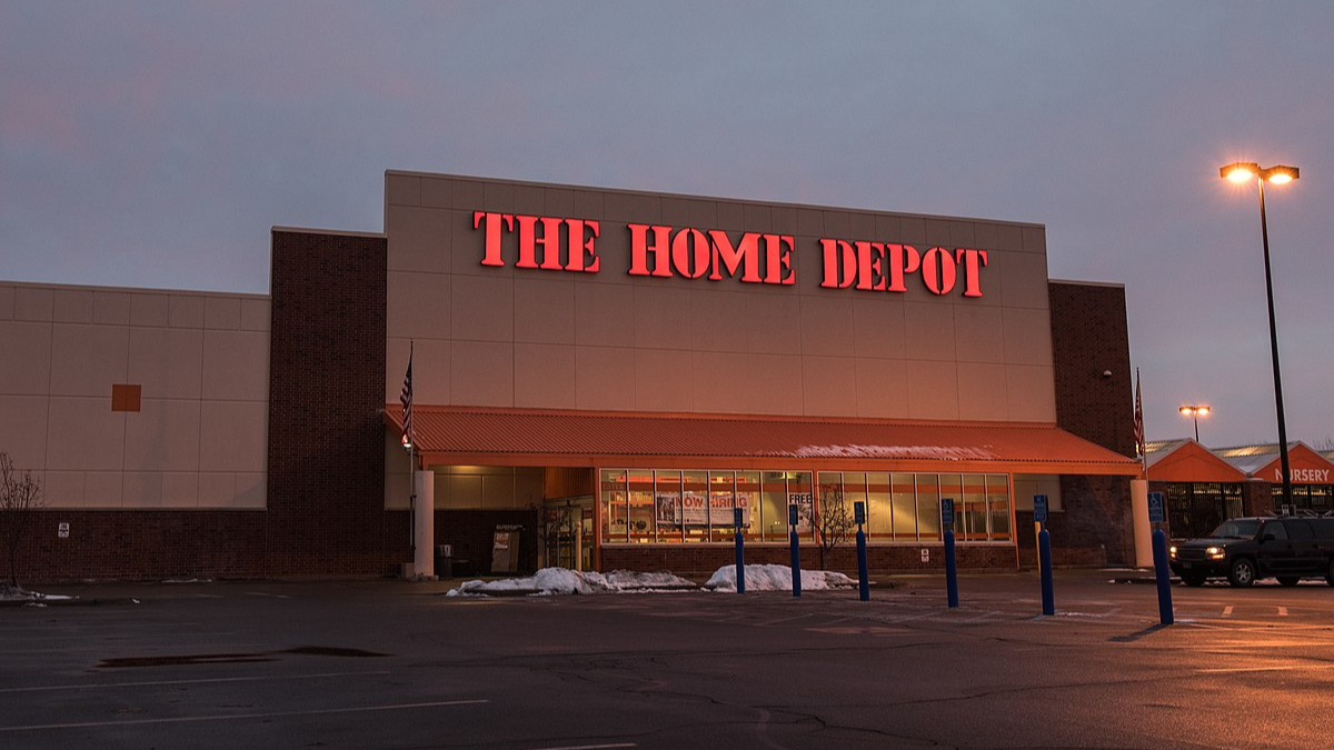 Did Home Depot Convert to Drive-Thru Only? | Snopes.com