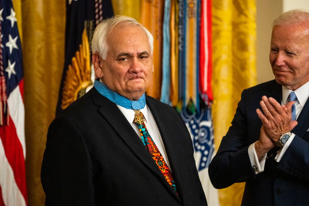 WASHINGTON, DC - JULY 05: President Joe Biden awards the Medal of Honor to Army Specialist 5 Dwight W. Birdwell during an event in the East Room of the White House on Tuesday, July 5, 2022 in Washington, DC. Biden presented the Medal of Honor to Army Specialist Dwight W. Birdwell, Major John J. Duffy, Specialist Dennis M. Fujii, and posthumously to Staff Sergeant Edward N. Kaneshiro.  (Kent Nishimura / Los Angeles Times via Getty Images) (Getty Images)