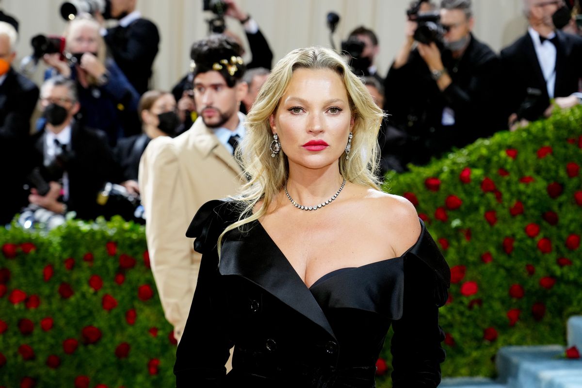 NEW YORK, NEW YORK - MAY 02: Kate Moss attends The 2022 Met Gala Celebrating "In America: An Anthology of Fashion" at The Metropolitan Museum of Art on May 02, 2022 in New York City. (Photo by Jeff Kravitz/FilmMagic)
