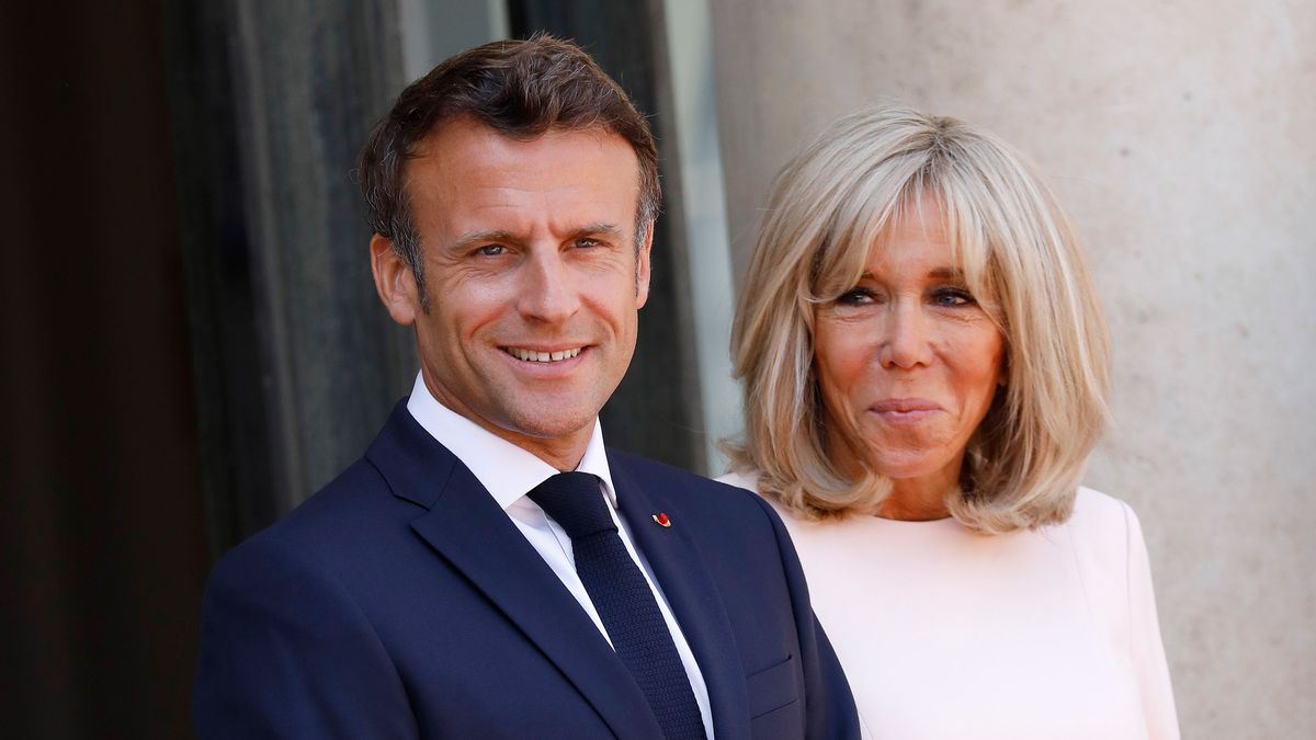 France's President Emmanuel Macron and his wife, Brigitte, at the Elysee Palace, on July 18, 2022, in Paris, France. (Photo by Antoine Gyori/Corbis via Getty Images) (Antoine Gyori/Corbis via Getty Images)