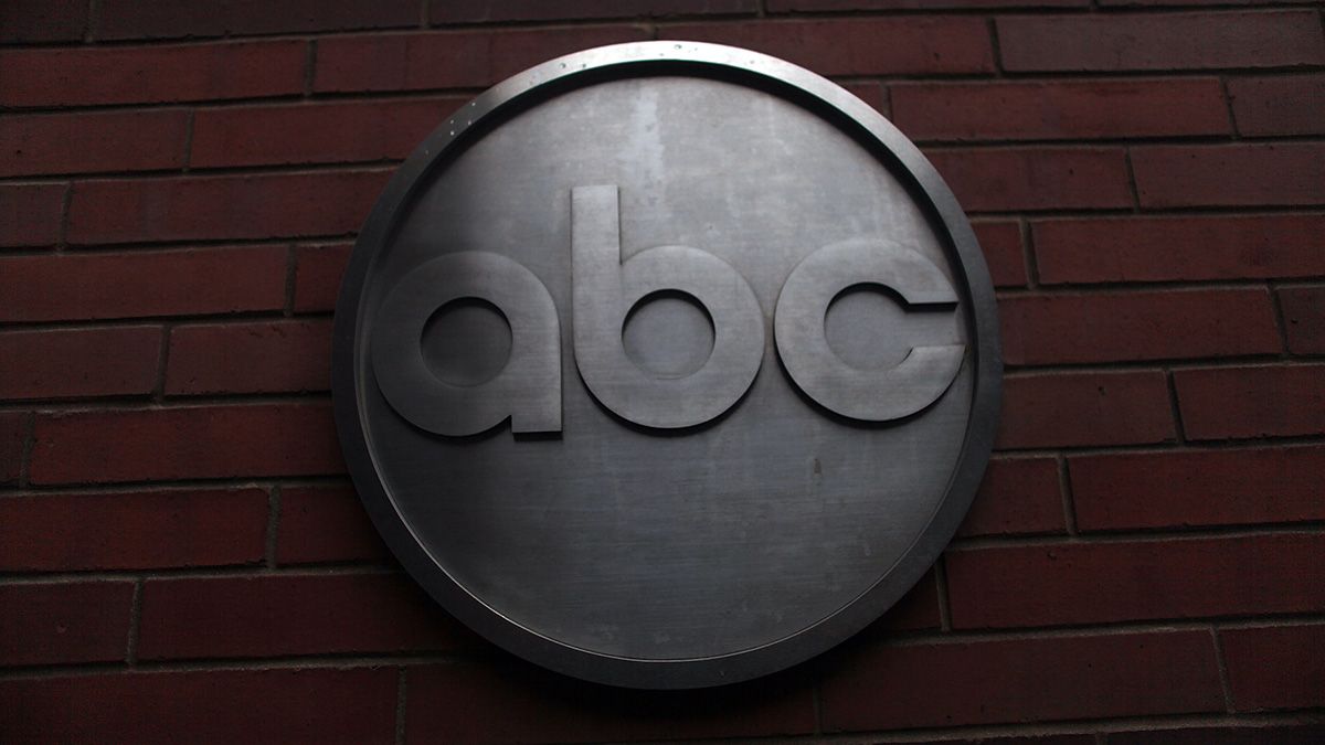 The ABC logo is viewed outside of ABC headquarters in New York in 2010. (Photo by Spencer Platt/Getty Images) (Spencer Platt/Getty Images)