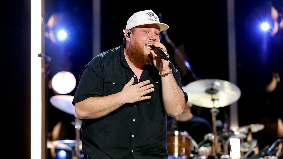 Luke Combs performs on stage during day one of CMA Fest 2023 at Nissan Stadium on June 08, 2023 in Nashville, Tennessee. (Photo by Jason Kempin/Getty Images) (Jason Kempin/Getty Images)