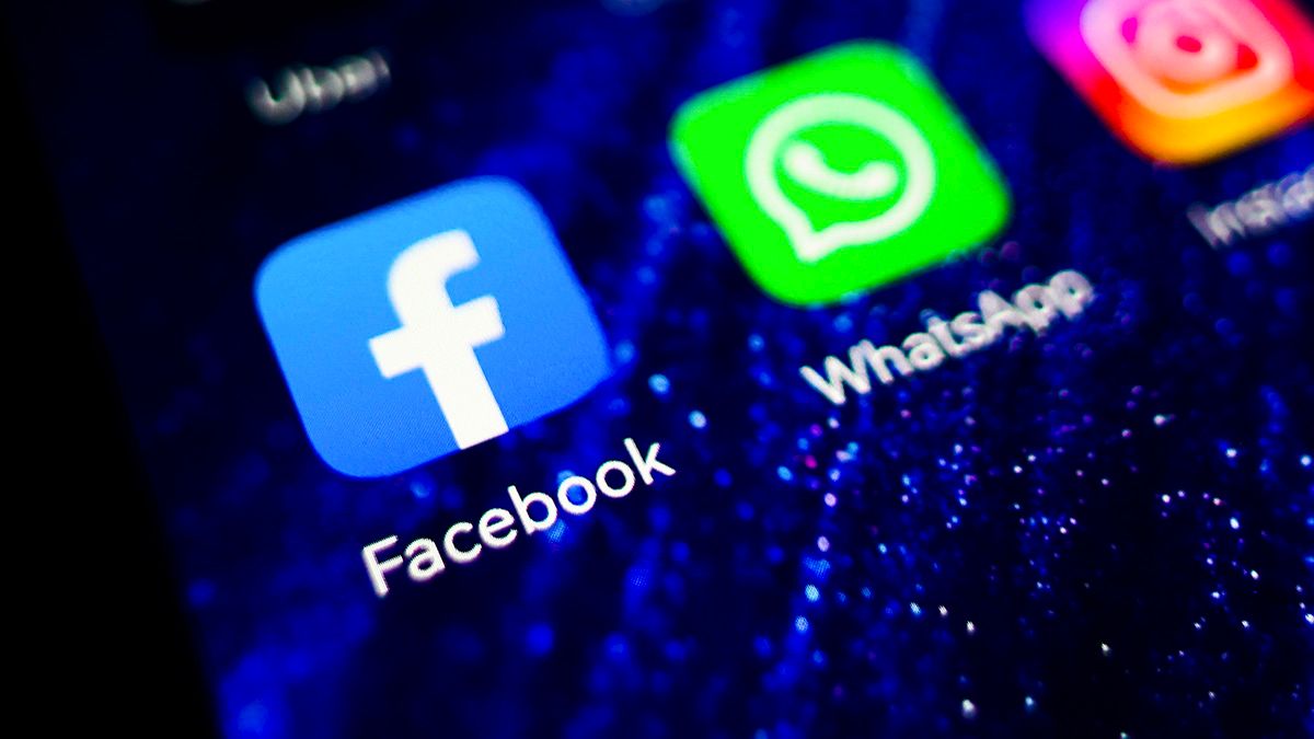 Facebook and WhatsApp logos are displayed on a mobile phone screen for illustration photo. Krakow, Poland on January 23, 2023. (Photo by Beata Zawrzel/NurPhoto via Getty Images) (Beata Zawrzel/NurPhoto via Getty Images)