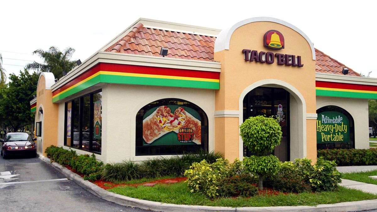 Did a Taco Bell Supervisor As soon as Refuse a Buyer’s $2 Invoice?