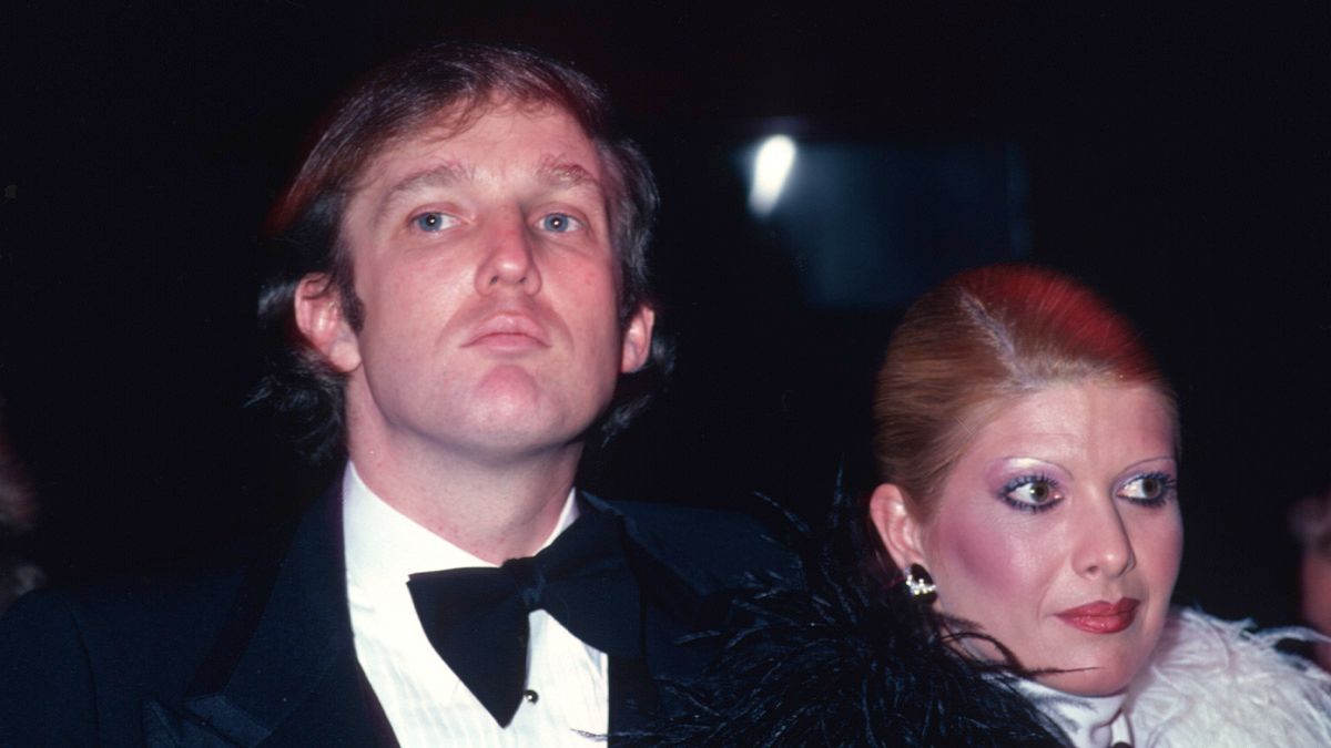 Donald Trump and Ivana Trump attend Roy Cohn's birthday party in February 1980 in New York City. (Photo by Sonia Moskowitz/Getty Images) (Sonia Moskowitz/Getty Images)