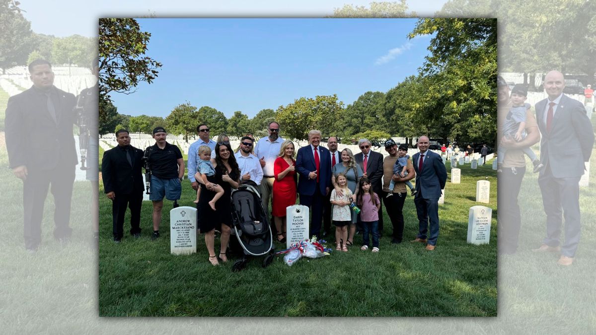 Real photos of Trump smiling and giving a thumbs up over soldiers’ graves?