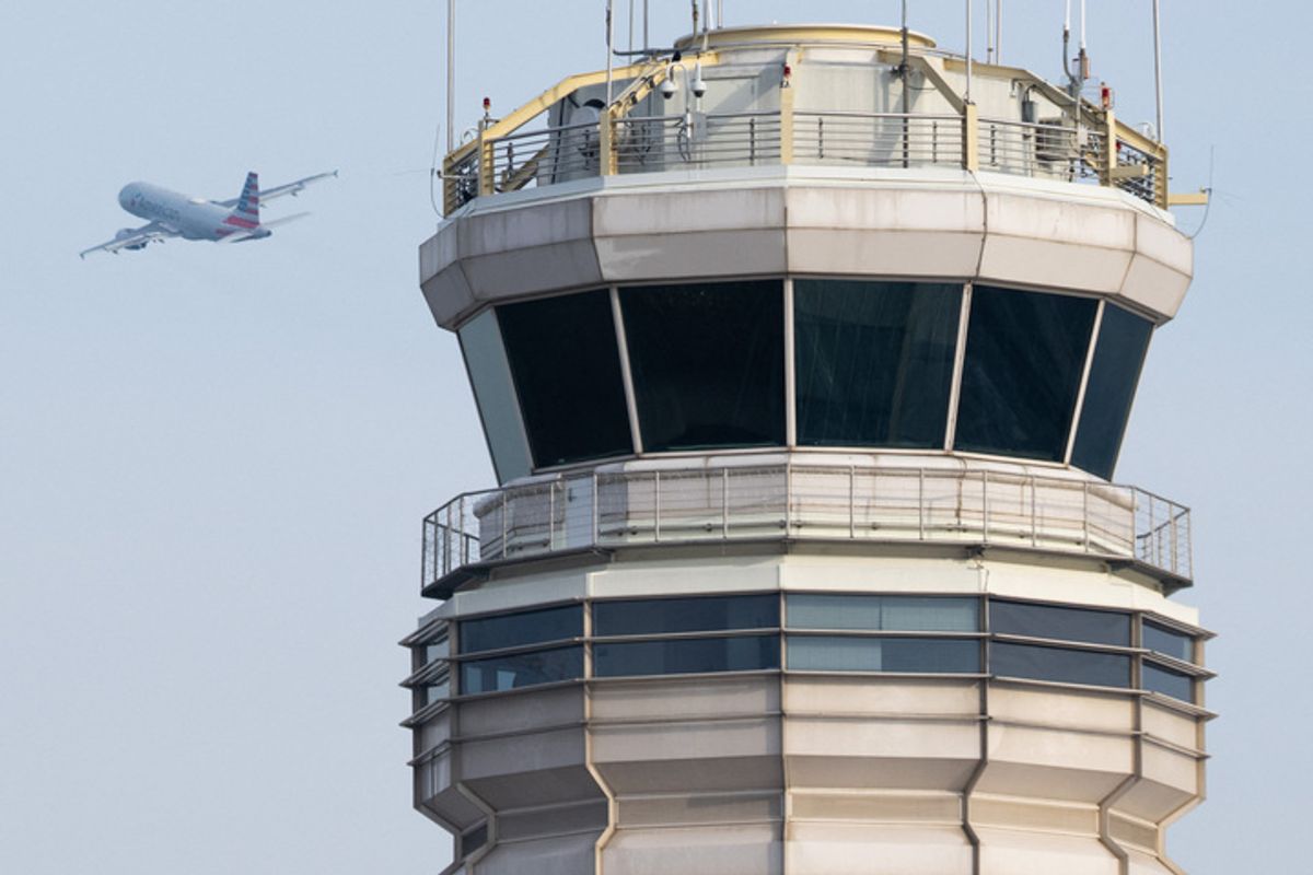 No Evidence Trump Fired 3,000 Air Traffic Controllers