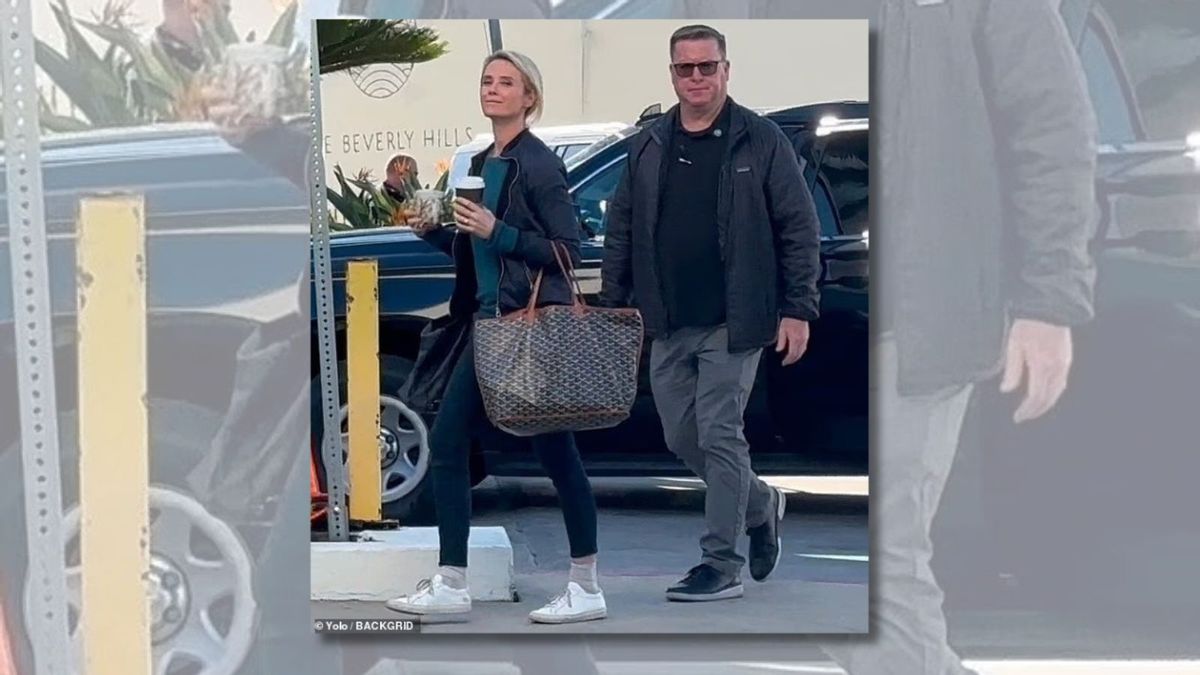 Picture does not show Gavin Newsom's wife shopping in Beverly Hills