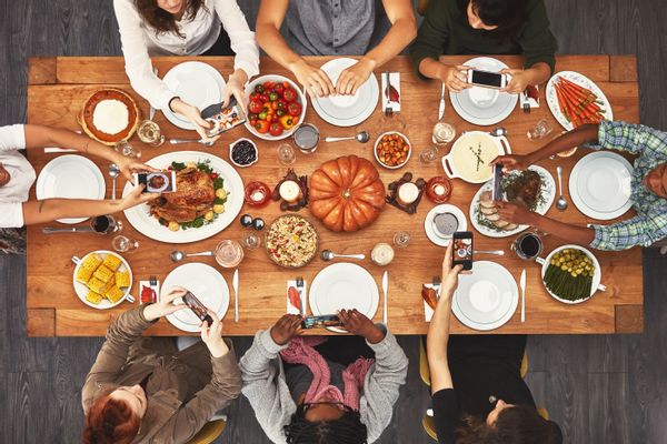 Fact-Checking Thanksgiving Rumors: A Collection of Stories | Snopes.com