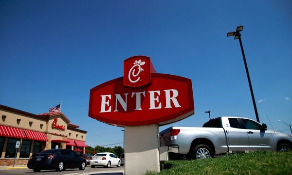 FORT WORTH, TX - AUGUST 01:  Drive through customers wait in line at a Chick-fil-A resturant on August 1, 2012 in Fort Worth, Texas. Chick-fil-A resturants across the country experienced heavier than normal traffic after Mike Huckabee, the former governor of Arkansas and a 2008 presidential candidate, encouraged a "Chick-fil-A Appreciation Day" in support of the company's stance on gay marriage.  (Photo by Tom Pennington/Getty Images) (Tom Pennington/Getty Images)