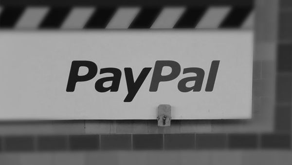 An email scam says you have been selected to receive a $1,000 Paypal gift card exclusive reward. (andrepierre (Flickr))
