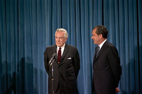 President Nixon introduces his nominee for the Chief Justice of the Supreme Court, Judge Warren E. Burger, in the White House Theater (National Archives)